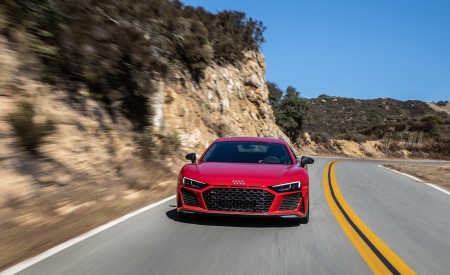 2020 Audi R8 Coupe (US-Spec) Front Wallpapers 450x275 (5)