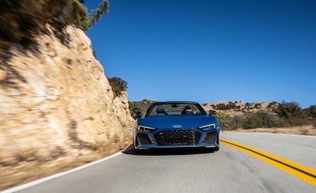 2020 Audi R8 Spyder (US-Spec) Front Wallpapers 450x275 (13)