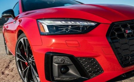 2020 Audi S5 Sportback (US-Spec) Headlight Wallpapers 450x275 (28)