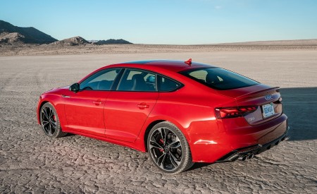 2020 Audi S5 Sportback (US-Spec) Rear Three-Quarter Wallpapers 450x275 (20)