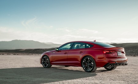 2020 Audi S5 Sportback (US-Spec) Rear Three-Quarter Wallpapers 450x275 (21)