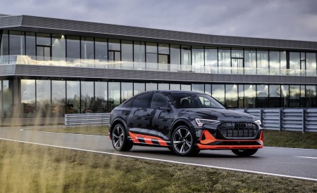 2020 Audi e-tron S Sportback Concept Front Three-Quarter Wallpapers 450x275 (37)