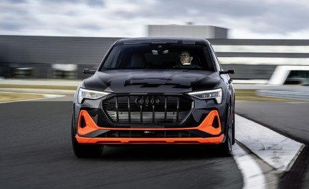 2020 Audi e-tron S Sportback Concept Front Wallpapers 450x275 (29)