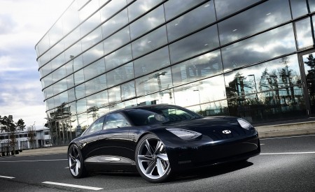 2020 Hyundai Prophecy EV Concept Front Three-Quarter Wallpapers 450x275 (3)