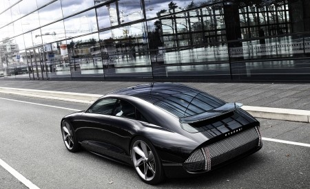2020 Hyundai Prophecy EV Concept Rear Three-Quarter Wallpapers 450x275 (5)
