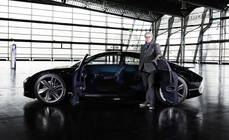 2020 Hyundai Prophecy EV Concept Side Wallpapers 450x275 (10)