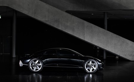 2020 Hyundai Prophecy EV Concept Side Wallpapers 450x275 (11)