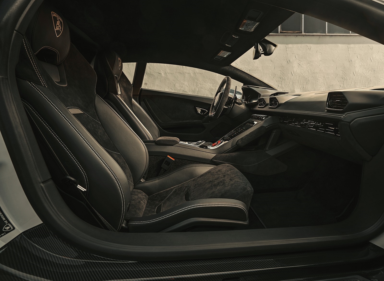 2020 NOVITEC Lamborghini Huracán EVO Interior Wallpapers (14)