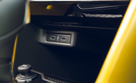 2020 Volkswagen T-Roc R-Line Cabriolet (UK-Spec) Interior Detail Wallpapers 450x275 (114)
