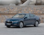 2020 Škoda Octavia Front Three-Quarter Wallpapers 150x120 (20)