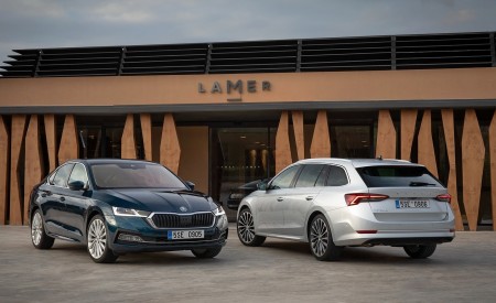 2020 Škoda Octavia Front Wallpapers 450x275 (14)