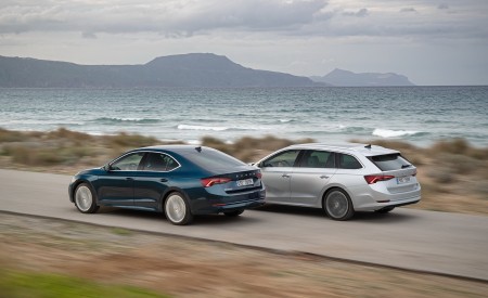 2020 Škoda Octavia Rear Three-Quarter Wallpapers 450x275 (15)