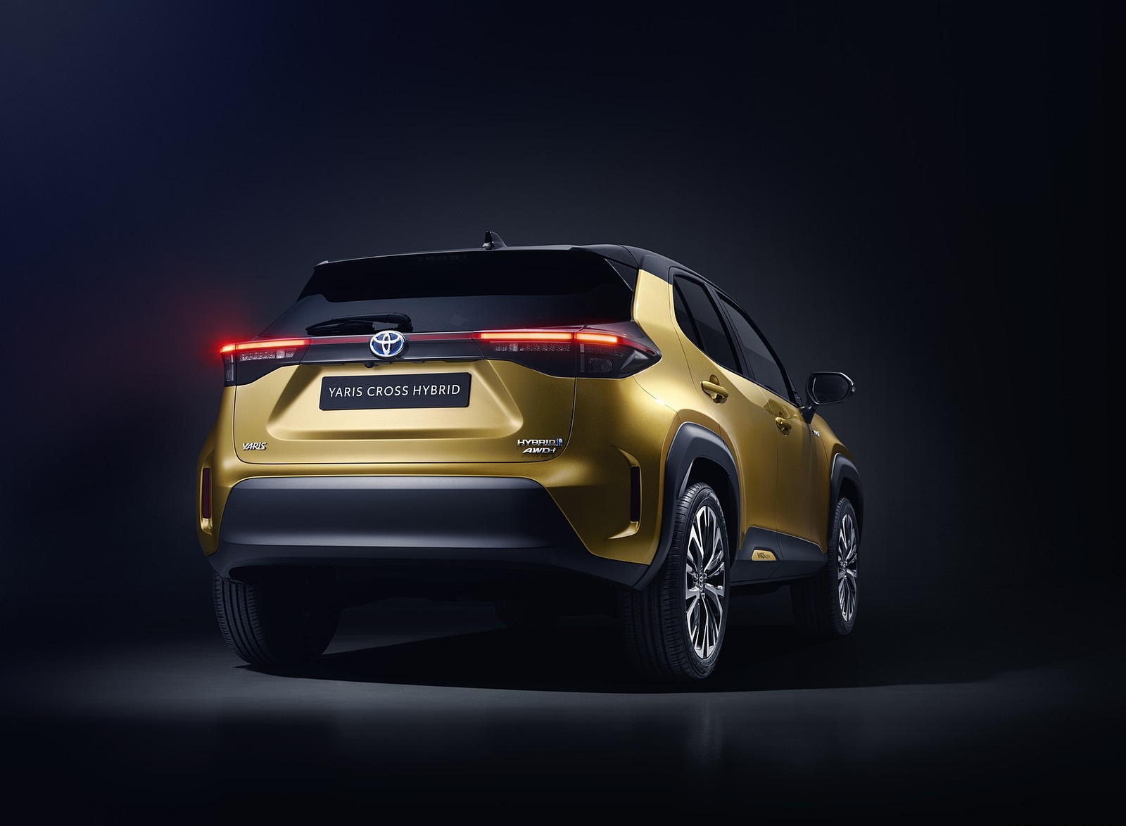 2021 Toyota Yaris Cross Hybrid AWD Rear Wallpapers (6)