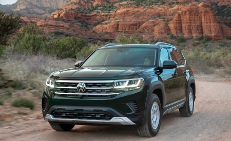 2021 Volkswagen Atlas Basecamp Front Three-Quarter Wallpapers 450x275 (2)