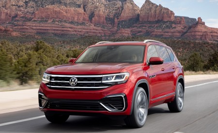 2021 Volkswagen Atlas SEL Premium 4Motion Front Three-Quarter Wallpapers 450x275 (2)