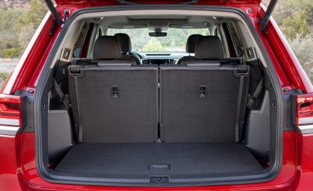 2021 Volkswagen Atlas SEL Premium 4Motion Trunk Wallpapers 450x275 (29)
