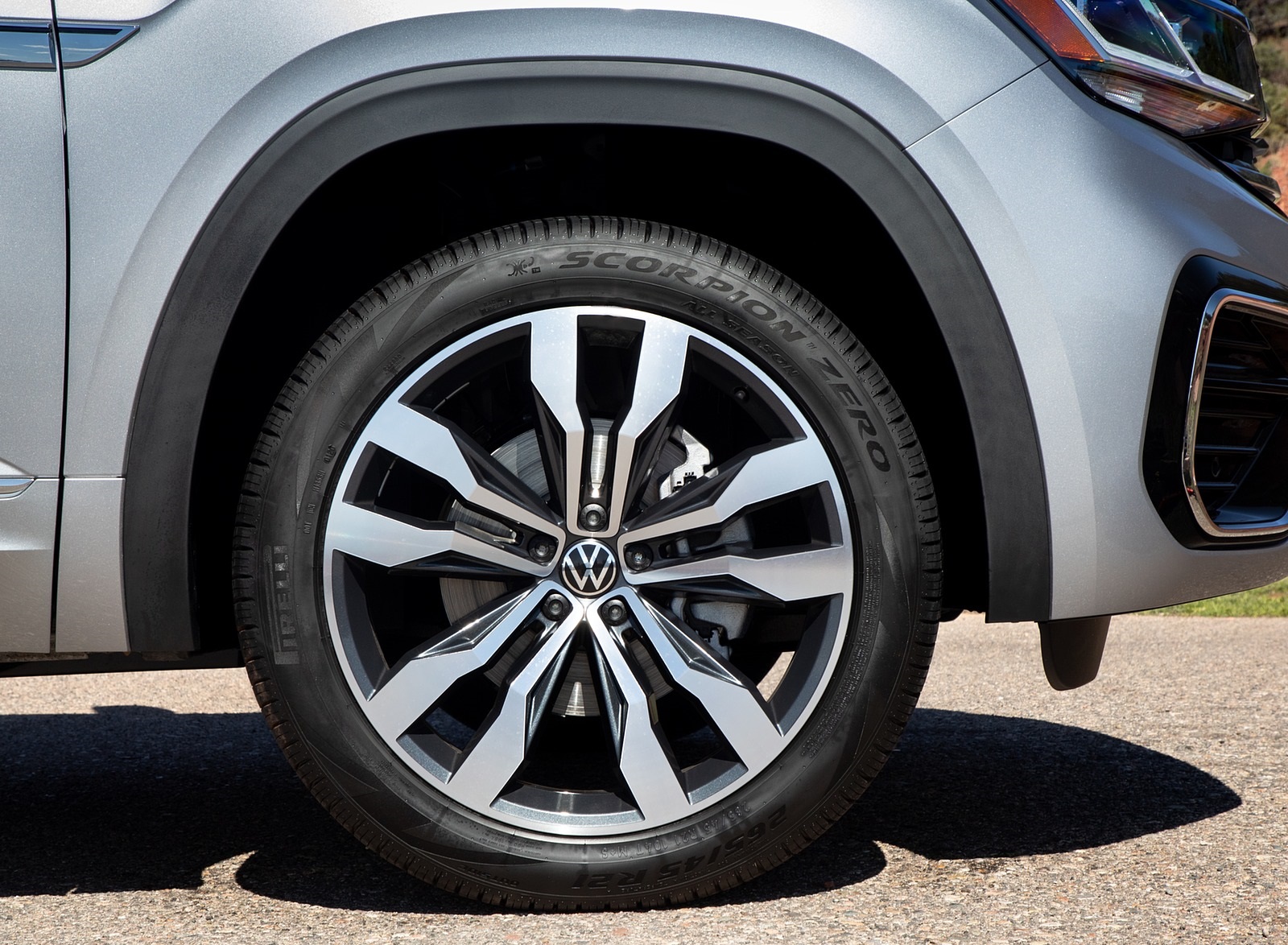 2021 Volkswagen Atlas SEL R-line Wheel Wallpapers (12)