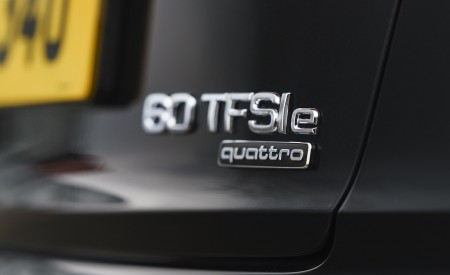 2020 Audi A8 L 60 TFSI e quattro (Plug-In Hybrid; UK-Spec) Badge Wallpapers 450x275 (80)