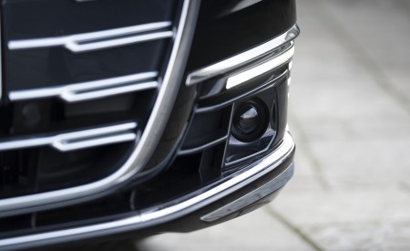 2020 Audi A8 L 60 TFSI e quattro (Plug-In Hybrid; UK-Spec) Detail Wallpapers 450x275 (66)