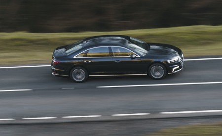 2020 Audi A8 L 60 TFSI e quattro (Plug-In Hybrid; UK-Spec) Side Wallpapers 450x275 (39)