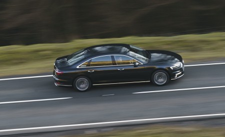 2020 Audi A8 L 60 TFSI e quattro (Plug-In Hybrid; UK-Spec) Side Wallpapers 450x275 (40)