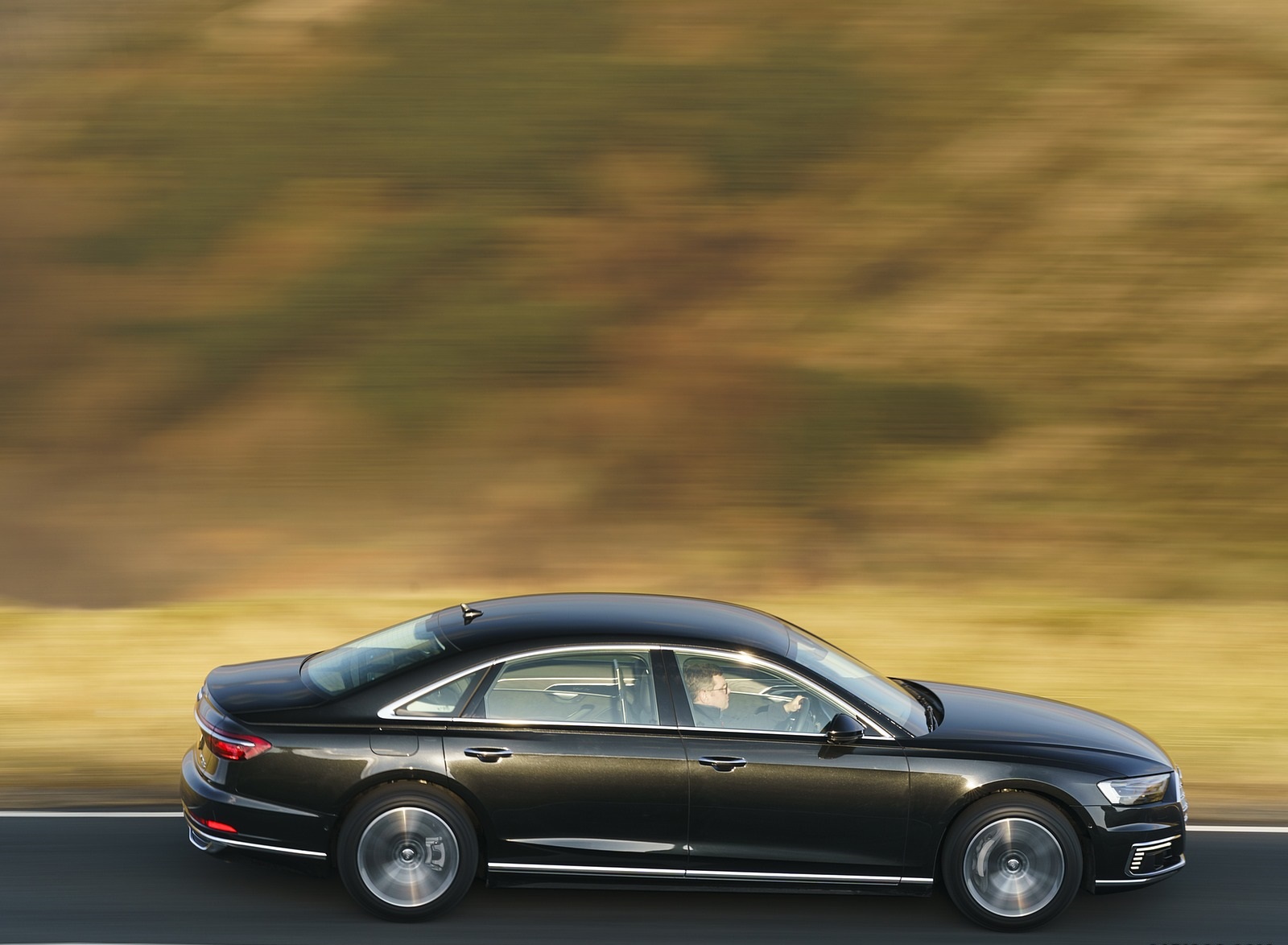 2020 Audi A8 L 60 TFSI e quattro (Plug-In Hybrid UK-Spec) Side Wallpapers #23 of 128