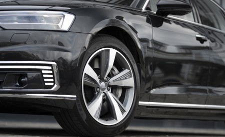 2020 Audi A8 L 60 TFSI e quattro (Plug-In Hybrid; UK-Spec) Wheel Wallpapers 450x275 (60)