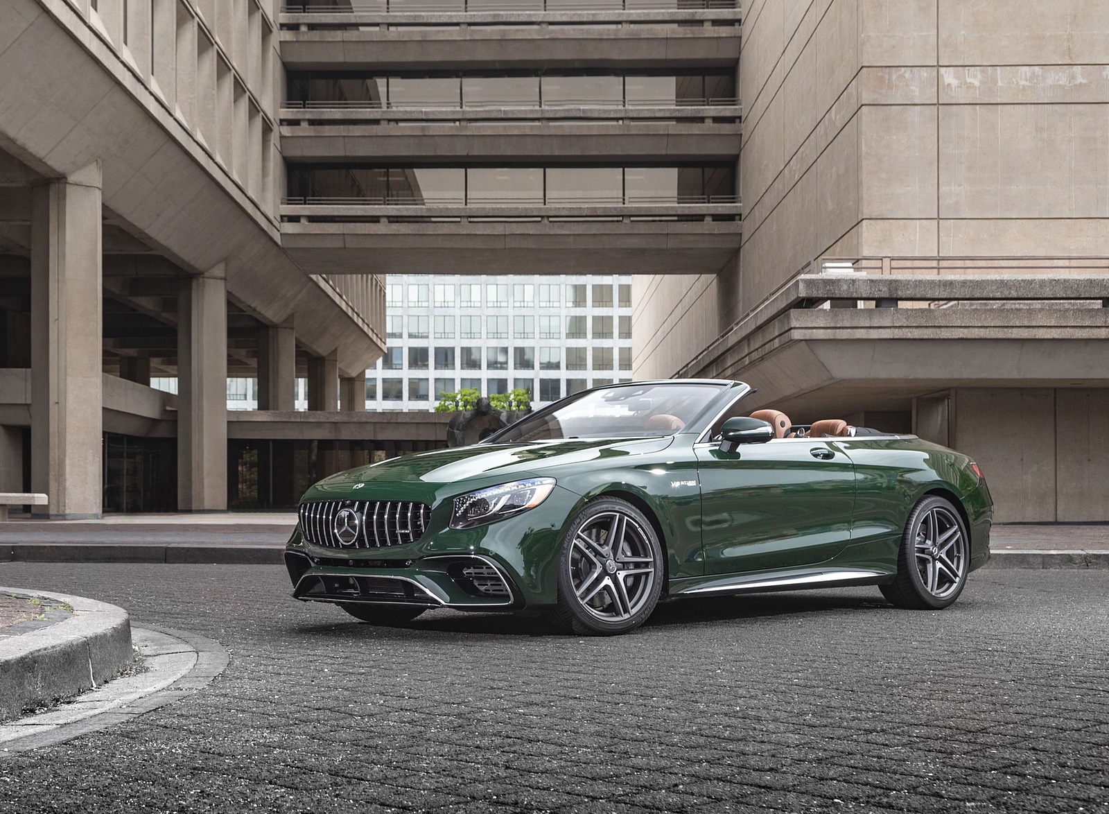 2020 Mercedes-AMG S 63 Cabriolet (US-Spec) Front Three-Quarter Wallpapers (15)