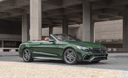 2020 Mercedes-AMG S 63 Cabriolet (US-Spec) Front Three-Quarter Wallpapers 450x275 (16)