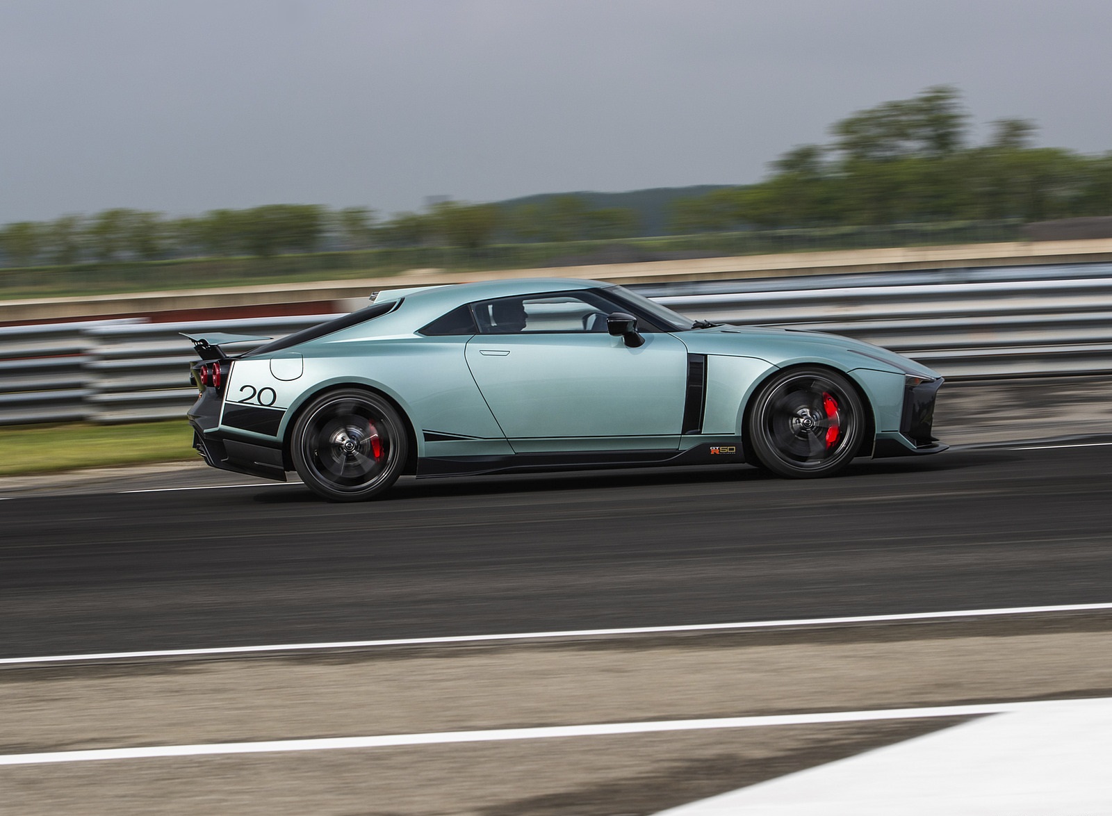 2020 Nissan GT-R 50 by Italdesign Side Wallpapers (6)