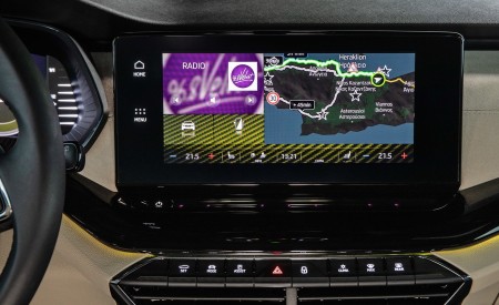 2020 Škoda Octavia Central Console Wallpapers 450x275 (42)