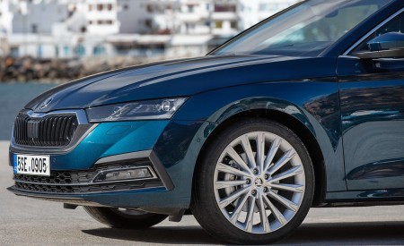 2020 Škoda Octavia Detail Wallpapers 450x275 (31)