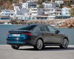 2020 Škoda Octavia Rear Three-Quarter Wallpapers 150x120 (26)