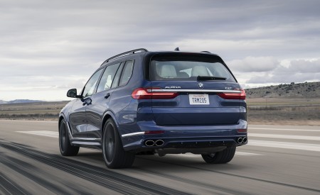 2021 ALPINA XB7 based on BMW X7 Rear Three-Quarter Wallpapers 450x275 (5)