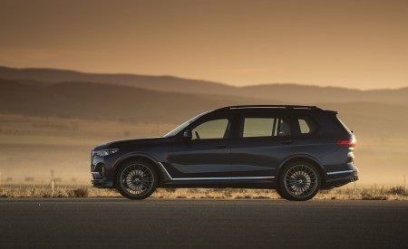 2021 ALPINA XB7 based on BMW X7 Side Wallpapers 450x275 (14)