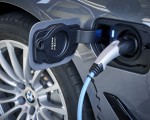 2021 BMW 5 Series 530e Plug-In Hybrid Charging Wallpapers  150x120