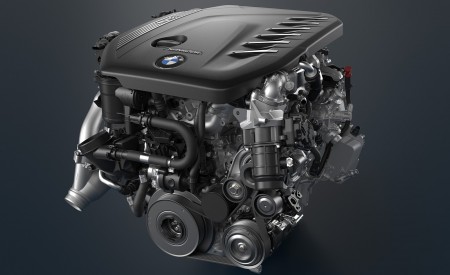 2021 BMW 5 Series Engine Wallpapers 450x275 (39)