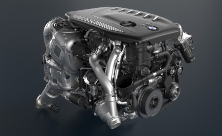 2021 BMW 5 Series Engine Wallpapers 450x275 (37)