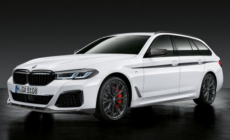2021 BMW 5 Series M Performance Parts Touring Front Three-Quarter Wallpapers 450x275 (2)