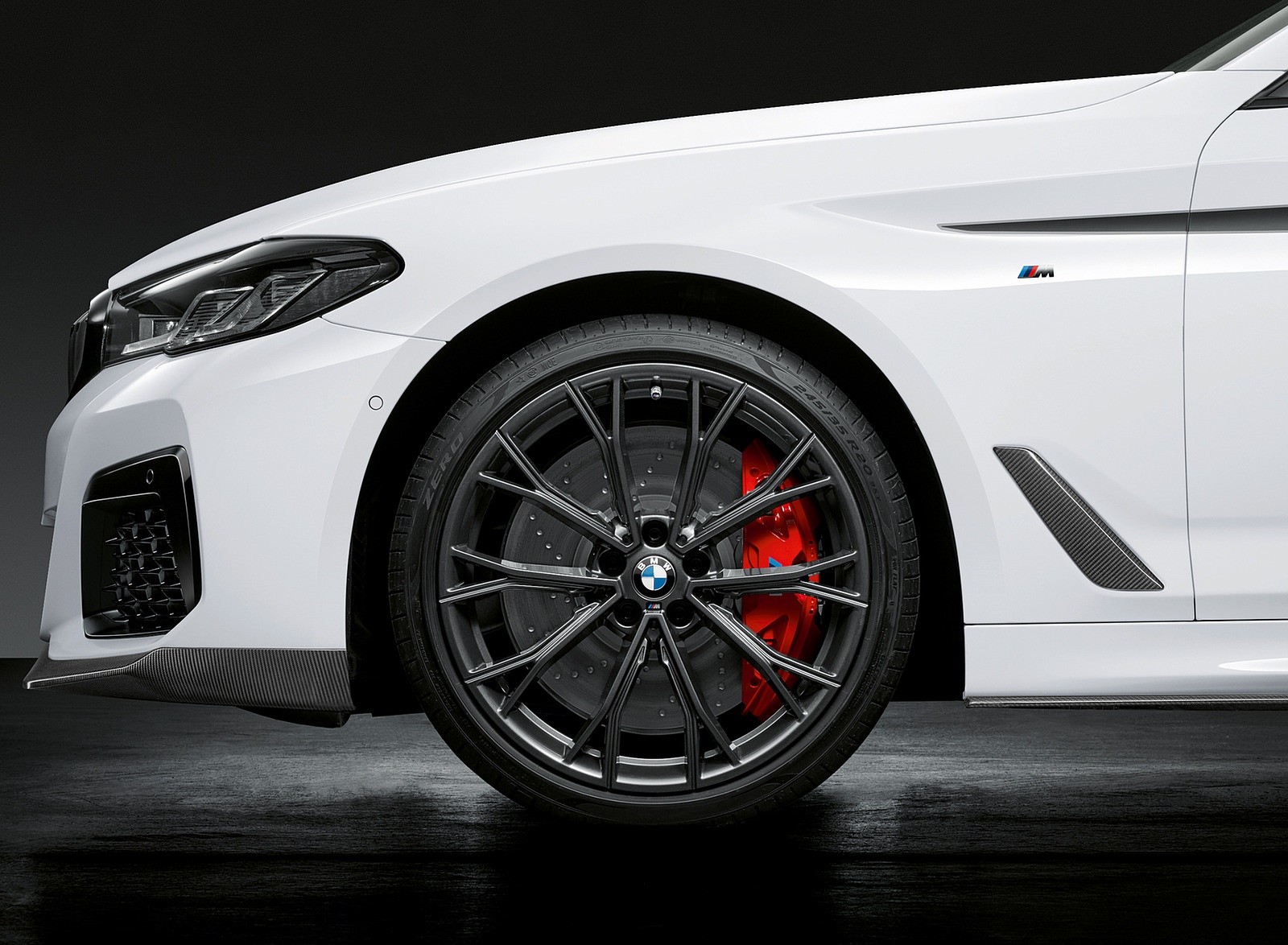 2021 BMW 5 Series M Performance Parts Wheel Wallpapers (9)