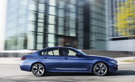 2021 BMW 530e xDrive Plug-In Hybrid Side Wallpapers 450x275 (5)