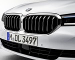 2021 BMW 540i Grill Wallpapers 150x120 (15)