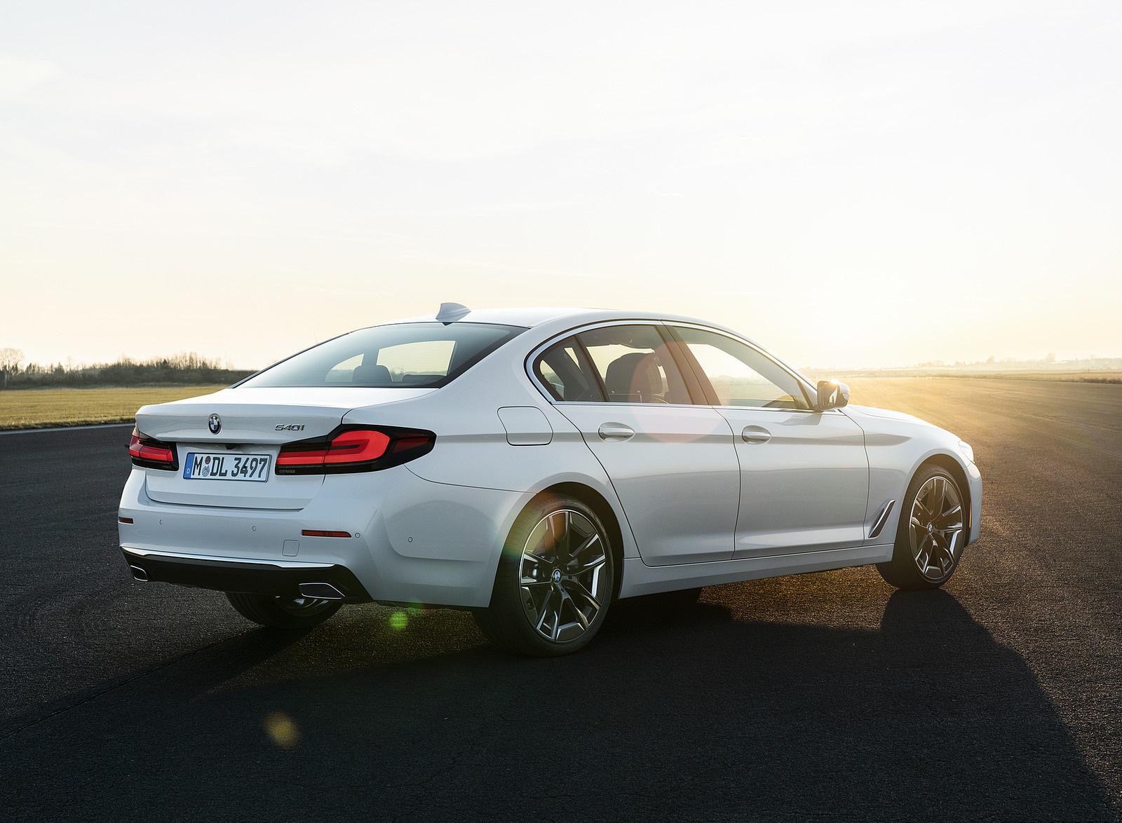 2021 BMW 540i Rear Three-Quarter Wallpapers (9)