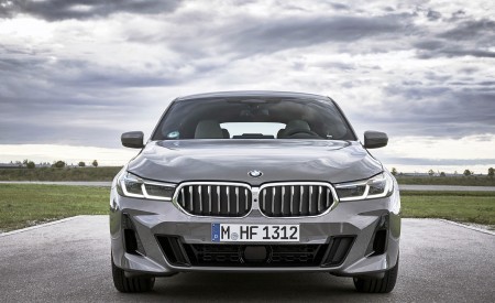 2021 BMW 6 Series Gran Turismo Front Wallpapers 450x275 (27)
