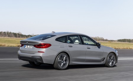 2021 BMW 6 Series Gran Turismo Rear Three-Quarter Wallpapers  450x275 (72)