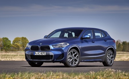 2021 BMW X2 xDrive25e Plug-In Hybrid Front Three-Quarter Wallpapers  450x275 (16)