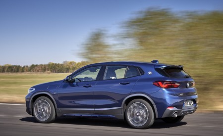 2021 BMW X2 xDrive25e Plug-In Hybrid Side Wallpapers  450x275 (11)