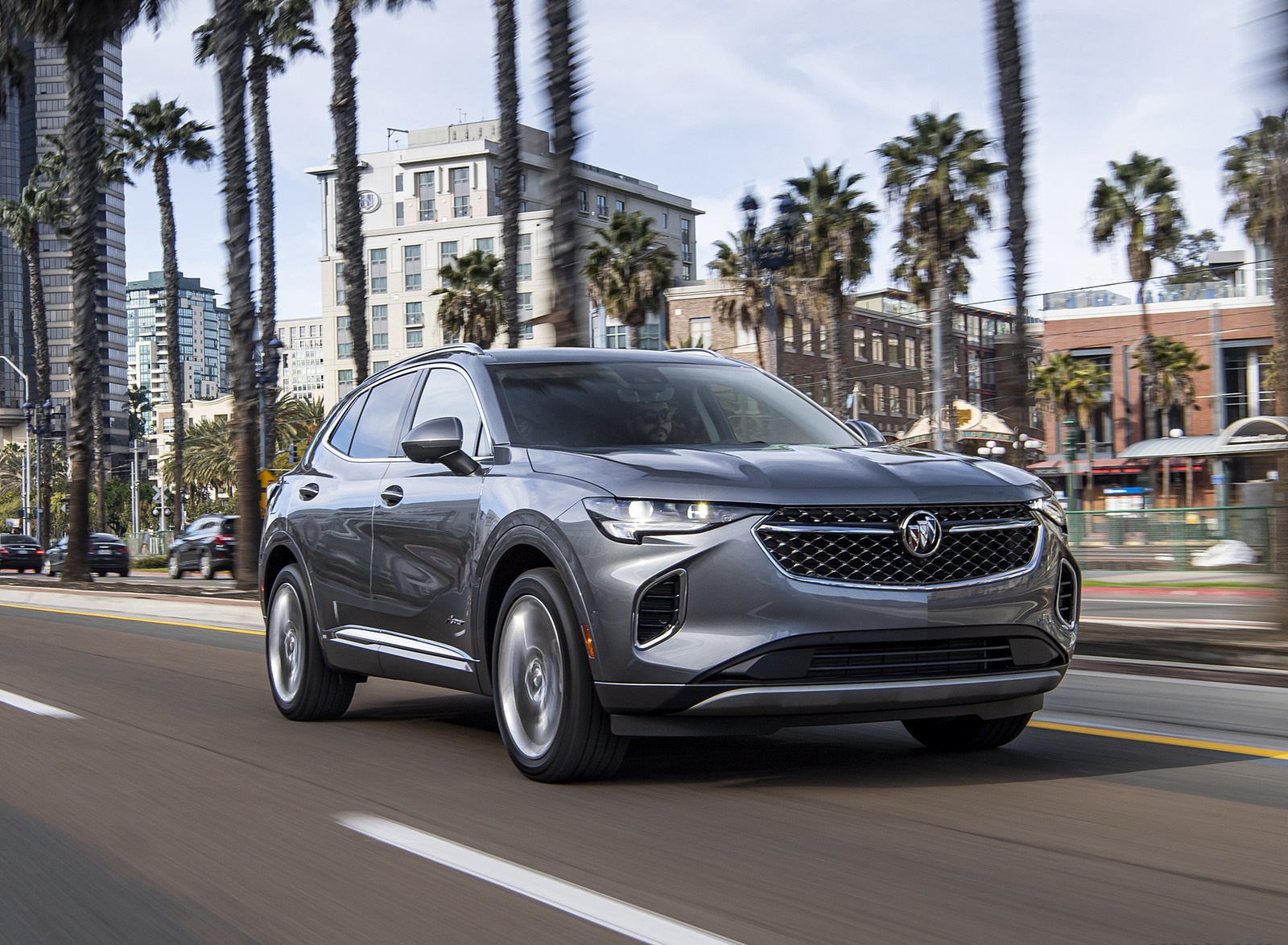 2021 Buick Envision Avenir Front Three-Quarter Wallpapers (13)