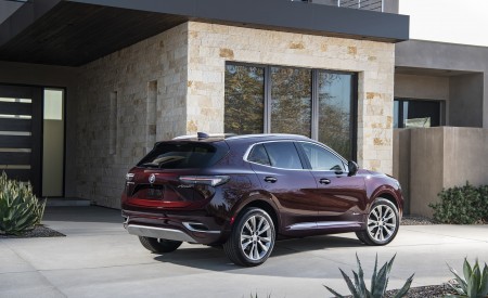 2021 Buick Envision Avenir Rear Three-Quarter Wallpapers 450x275 (17)