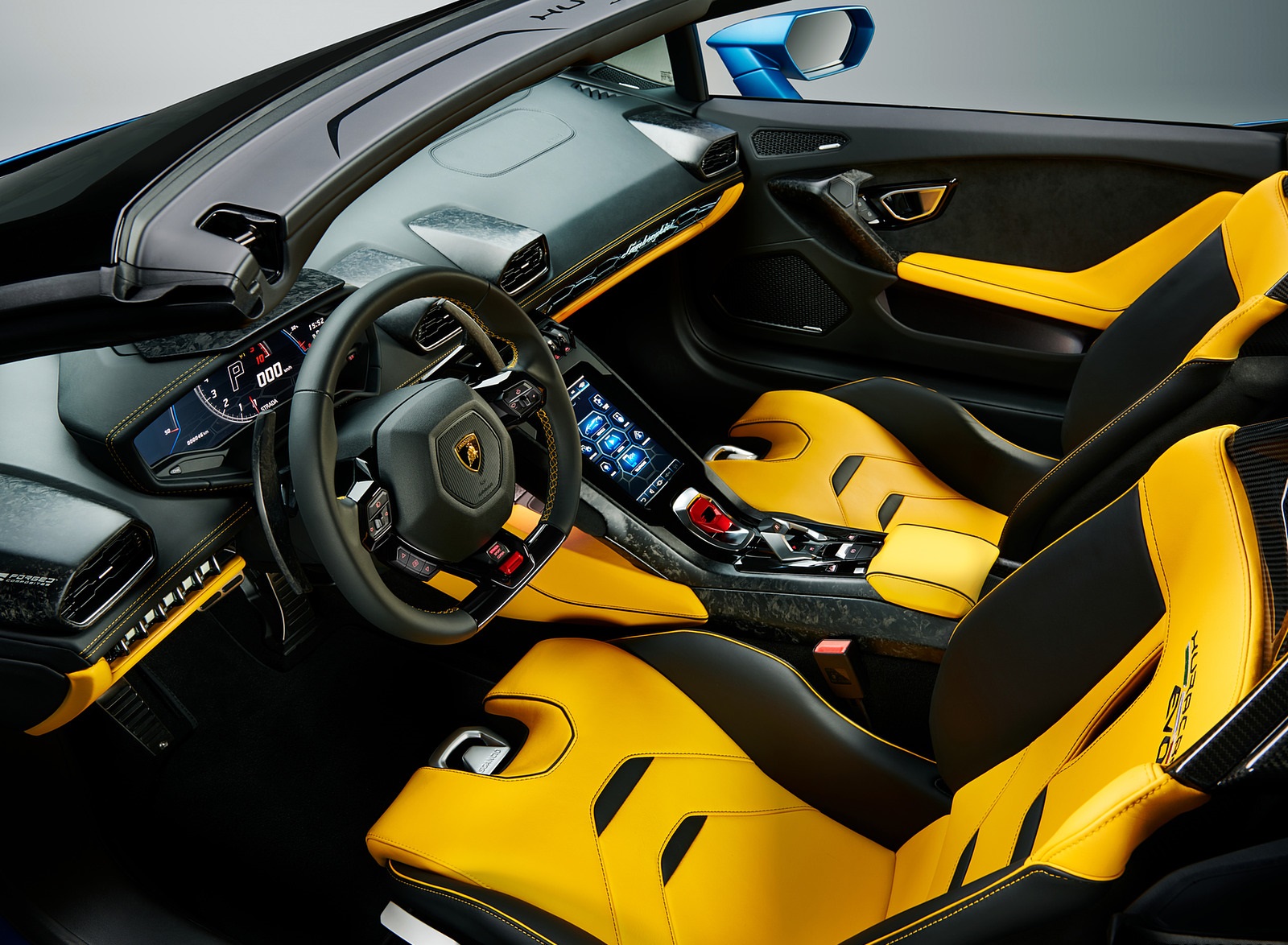 2021 Lamborghini Huracán EVO RWD Spyder Interior Wallpapers (12)